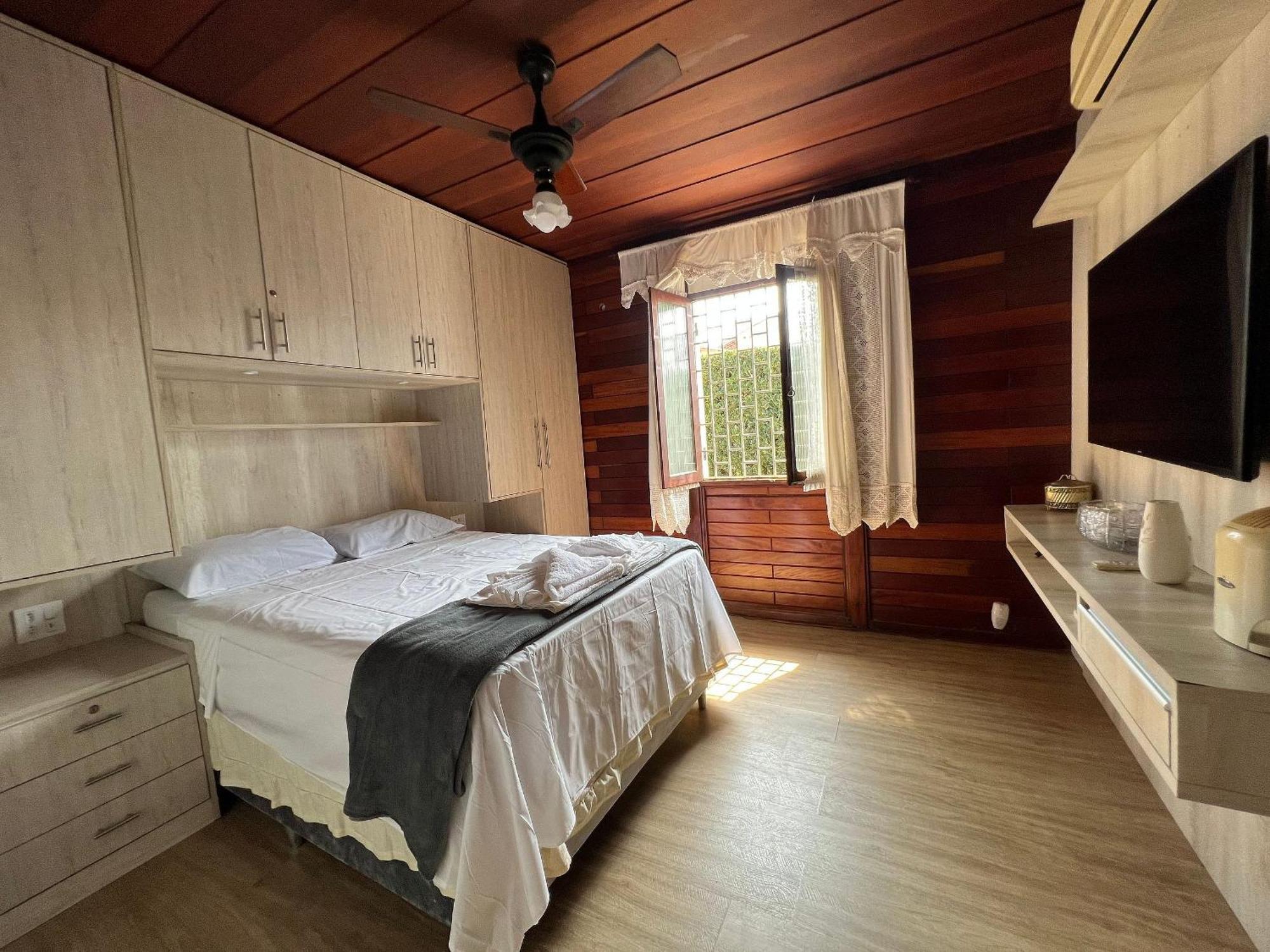Casa Agradavel Com Piscina, A Poucos Passos Da Praia Peruíbe المظهر الخارجي الصورة