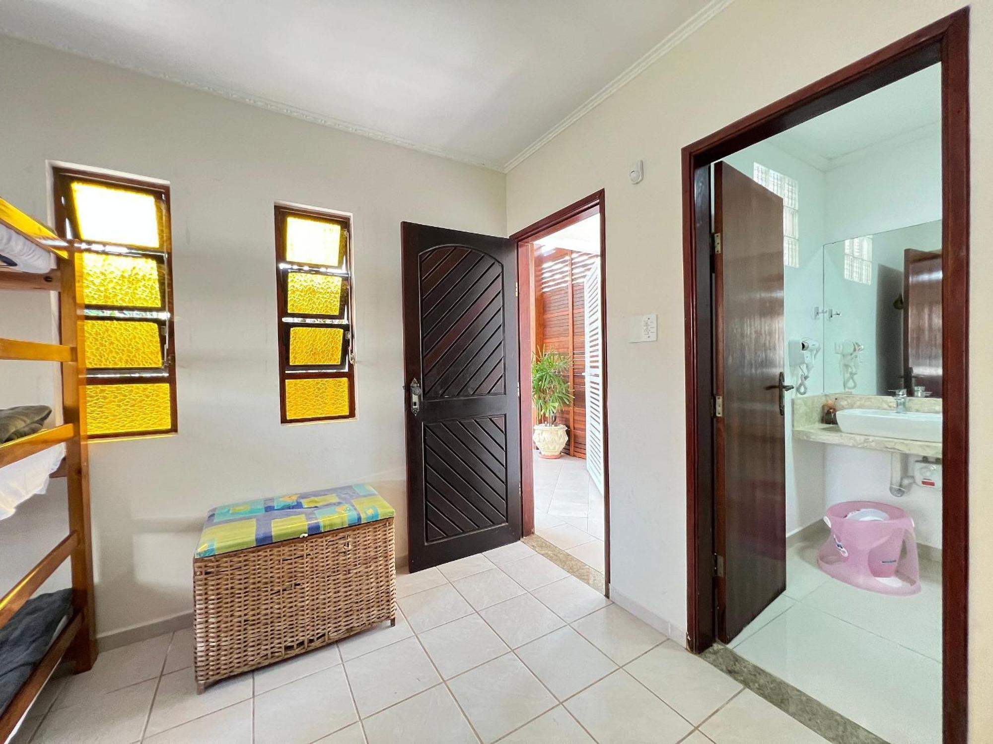 Casa Agradavel Com Piscina, A Poucos Passos Da Praia Peruíbe المظهر الخارجي الصورة